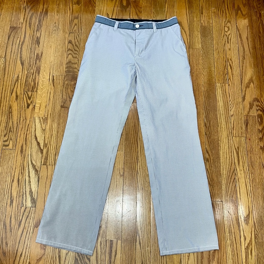 Travis Matthew Lowdown Pant. Size 32. Navy/Lavender Ticking Stripe Pattern.